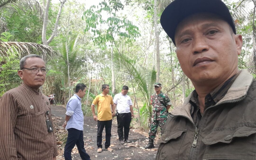 Kunjungan Monitoring Pengaspalan Jl. Raden Oleh Bpk Sindy Sakir Anggota DPRD Kabupaten CIlacap